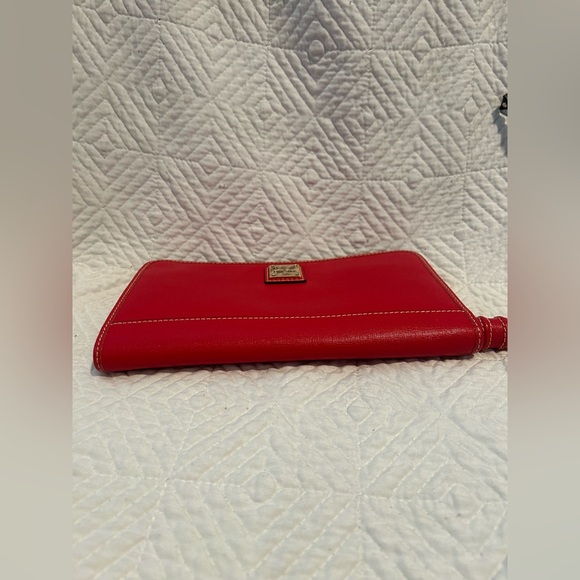 Dooney & Bourke Saffiano Leather Wristlet Red Zip Around Tassel Logo Card Slots - Picture 4 of 9